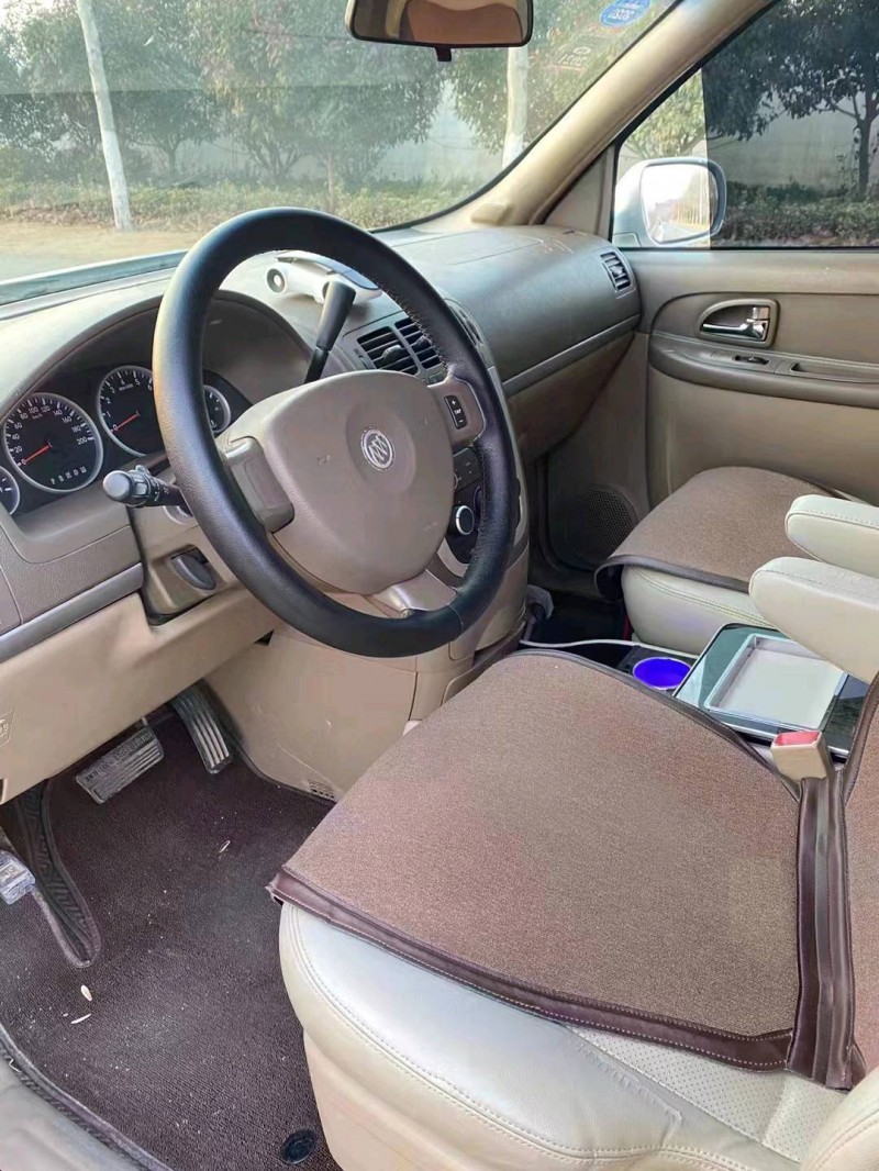 徐州13年别克GL86