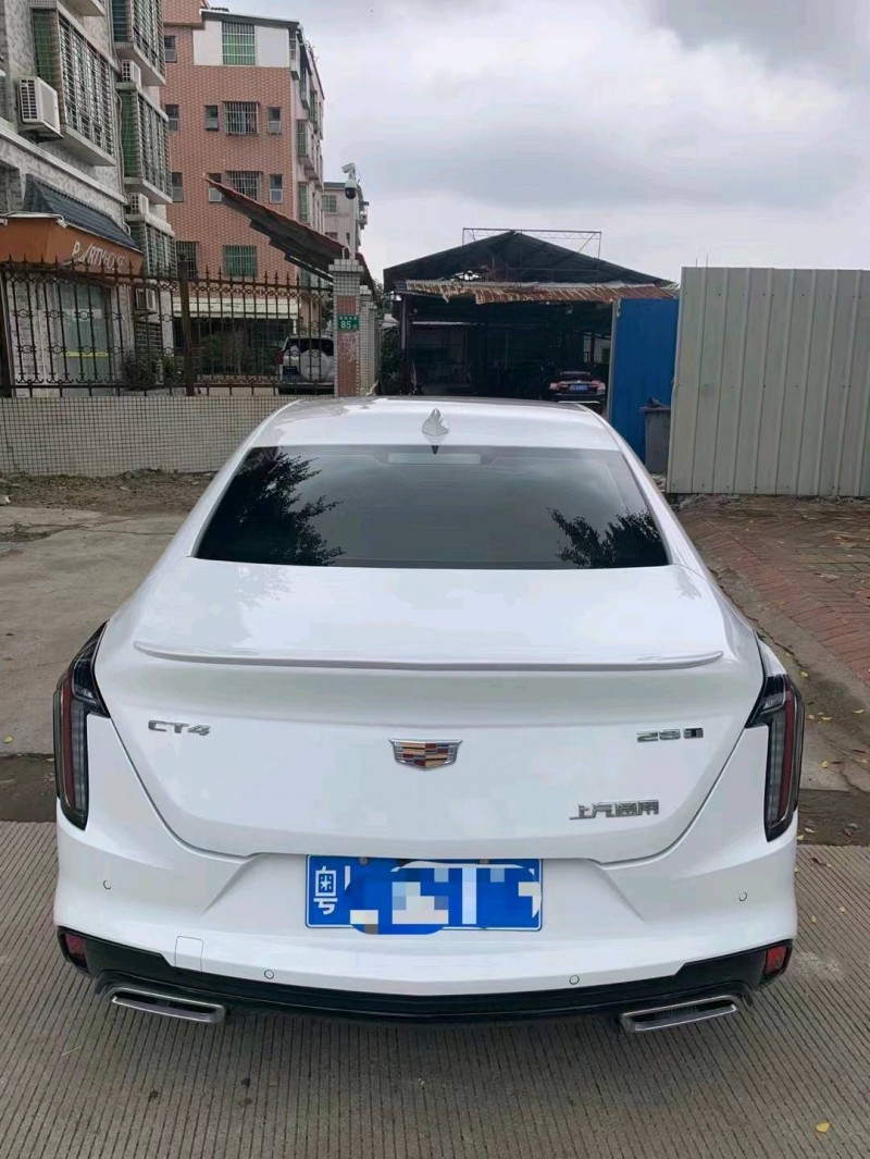 珠海20年凱迪拉克CT42