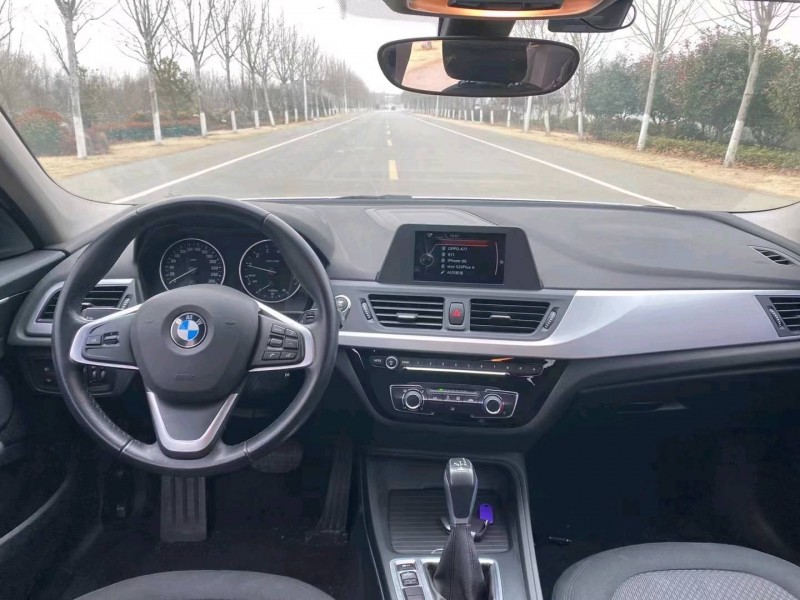 徐州17年宝马1系6