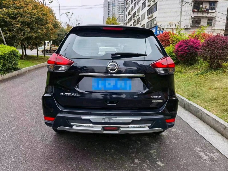 湘潭20年日產奇駿6