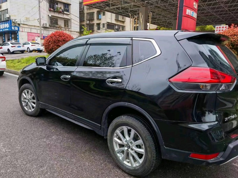 湘潭20年日產奇駿4