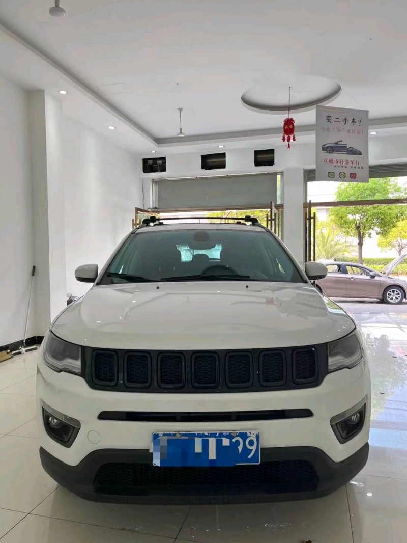 曲靖19年Jeep指南者1