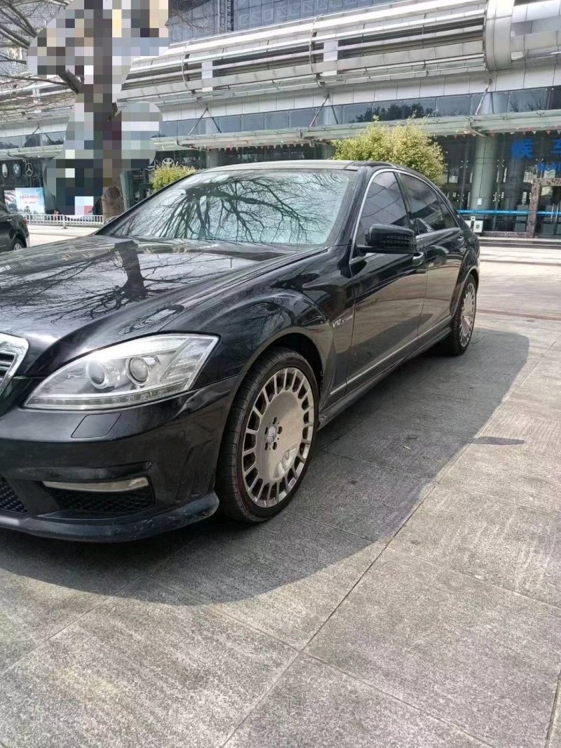 北海11年奔馳AMG3