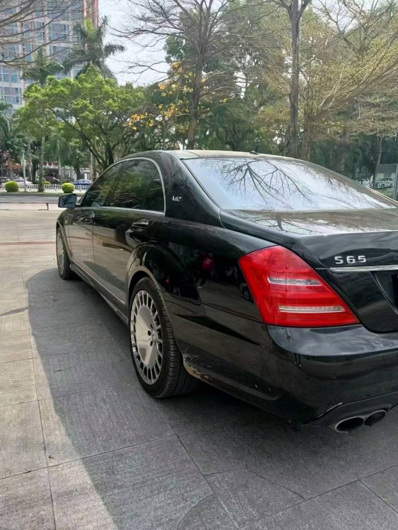 北海11年奔馳AMG8