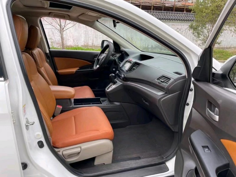 鹽城14年本田CR-V9