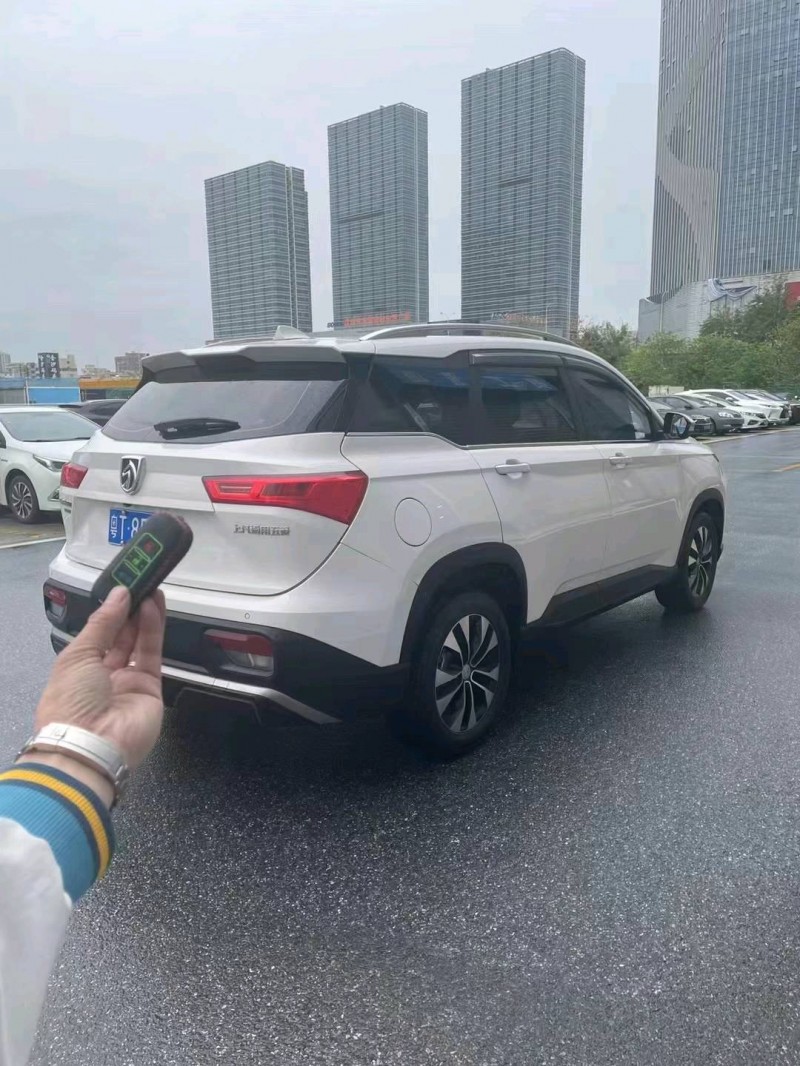 珠海21年寶駿5304