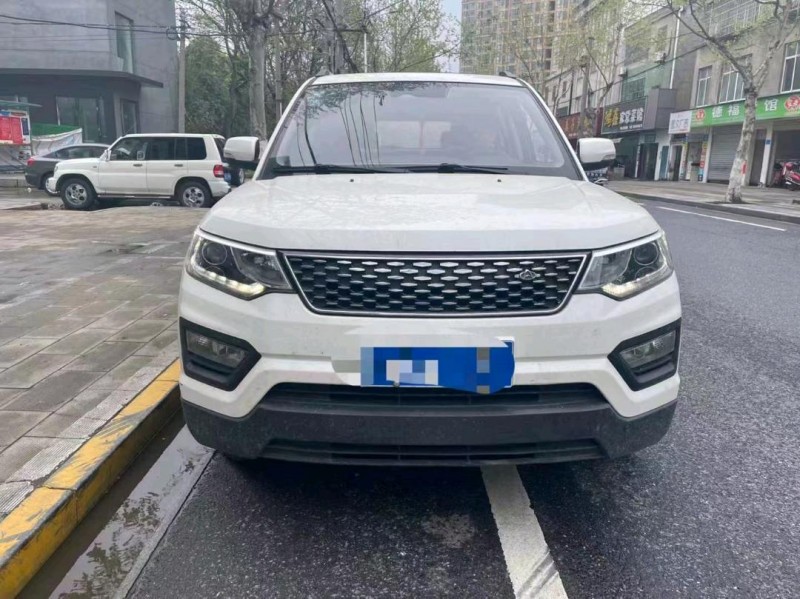 宜昌17年長安汽車CX701