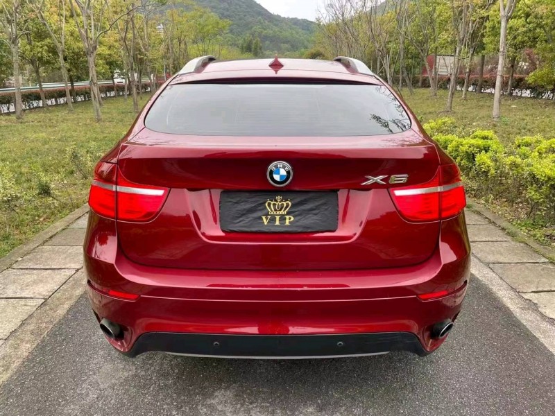 嘉興12年寶馬X68