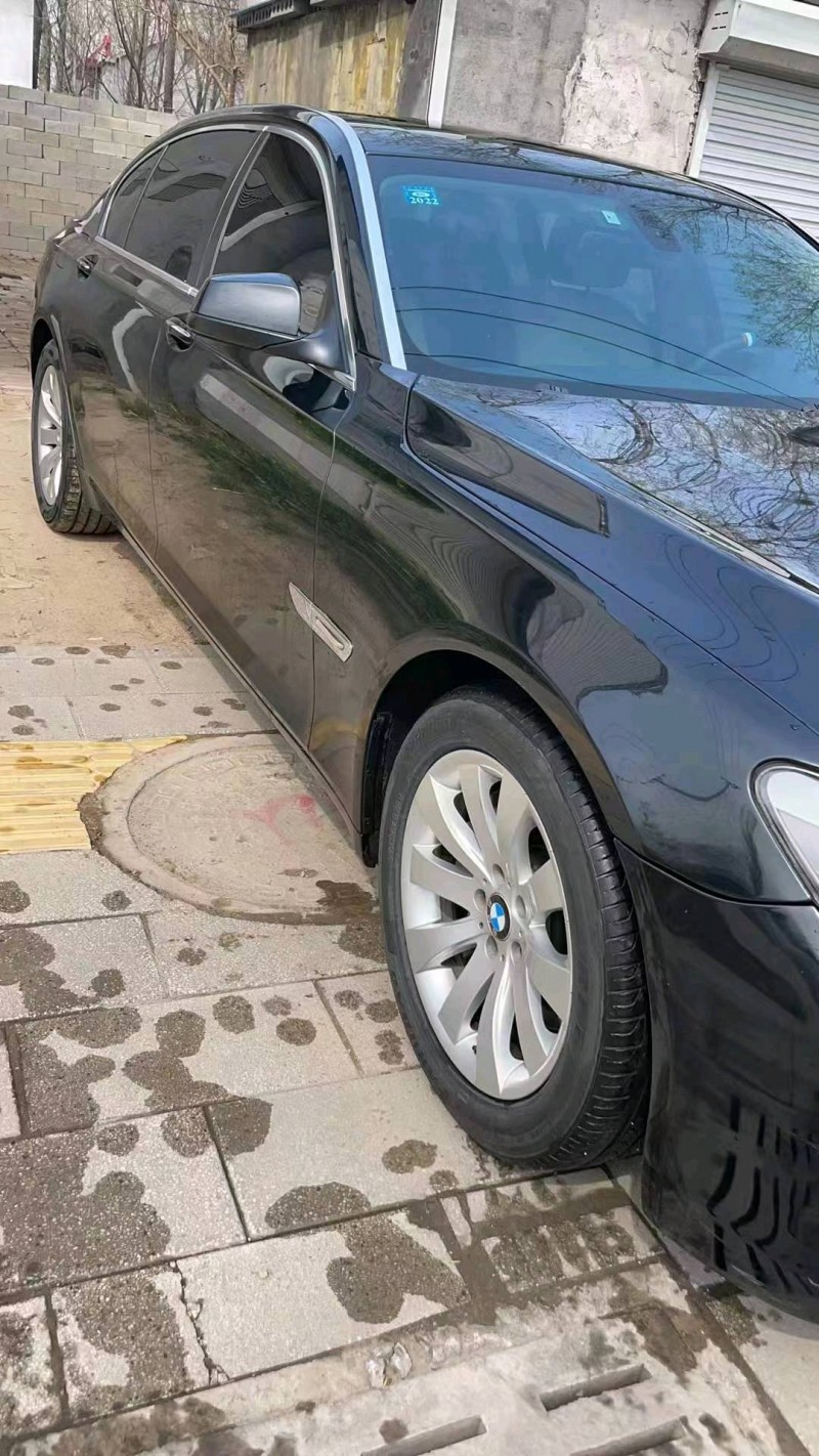 北京11年宝马7系3