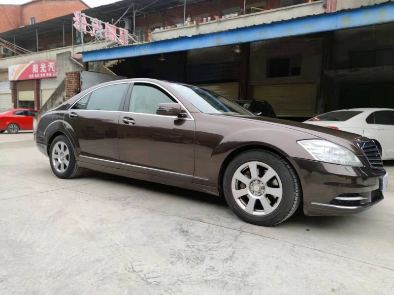 北京10年奔驰S4