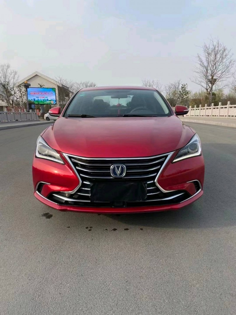 徐州19年長安汽車逸動1