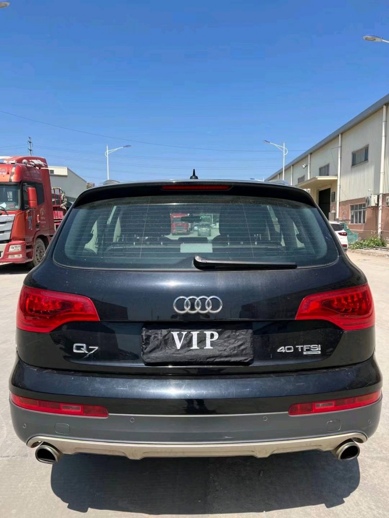 東莞15年奧迪Q79