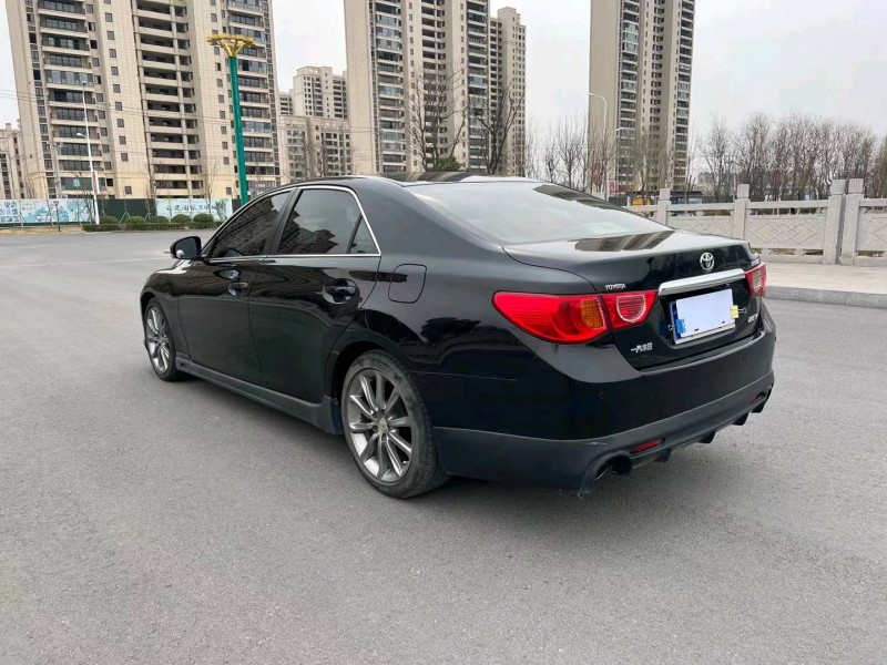 徐州11年丰田锐志9