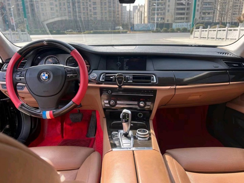 徐州12年宝马7系8