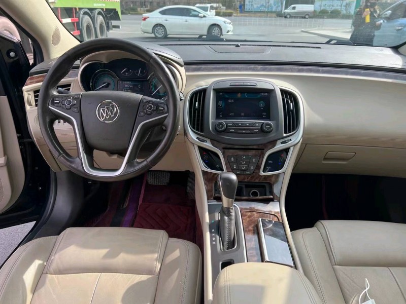 徐州15年别克君越8