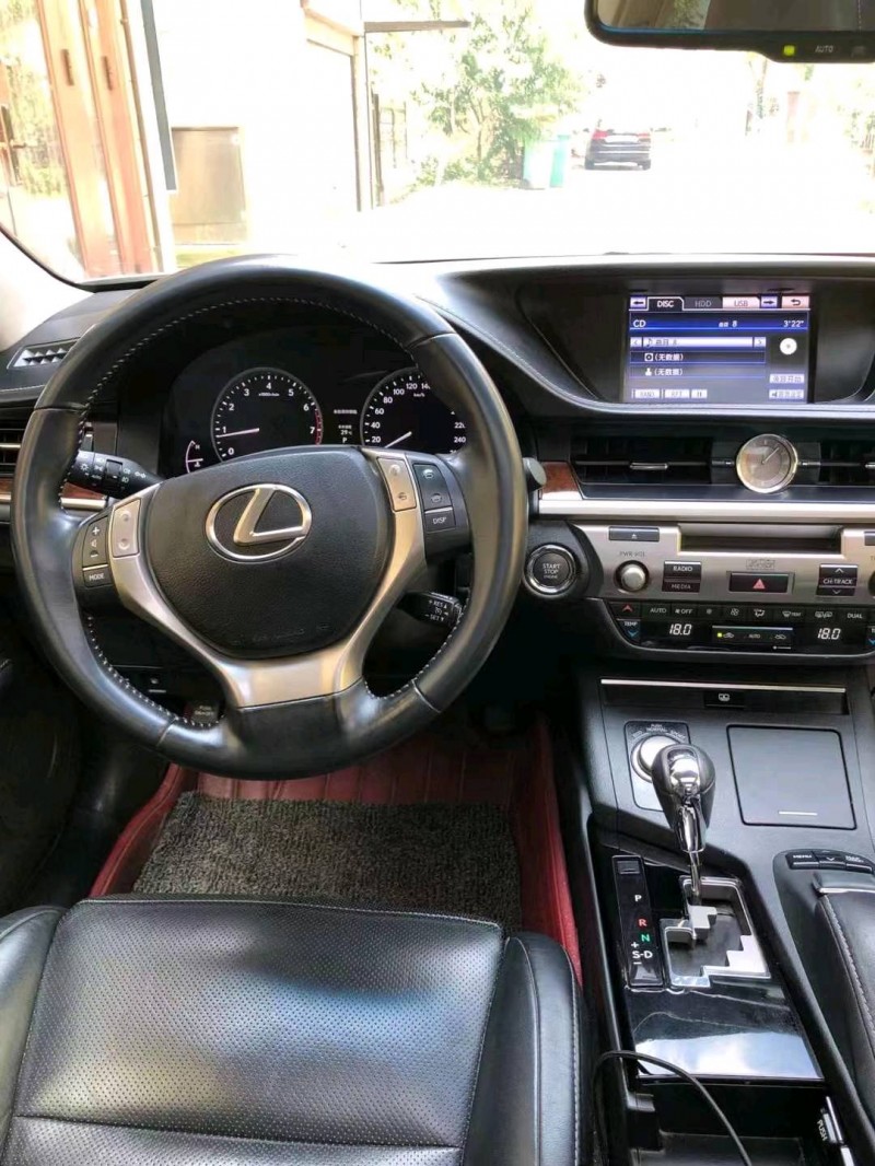 苏州13年雷克萨斯ES9