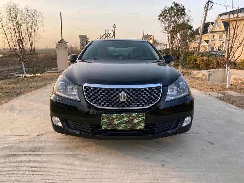 徐州12年丰田皇冠1