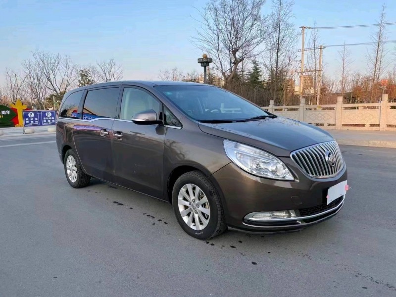 徐州16年别克GL82