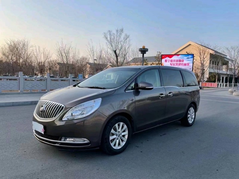 徐州16年别克GL84