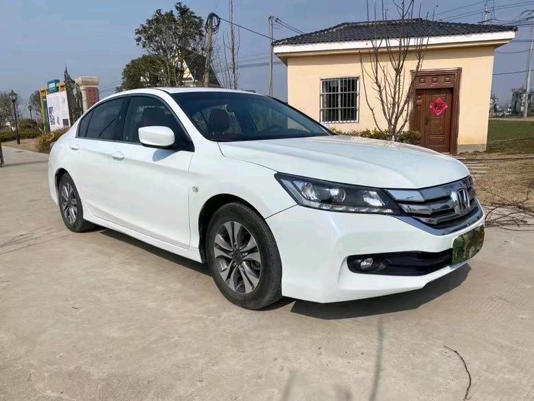徐州16年本田雅阁8