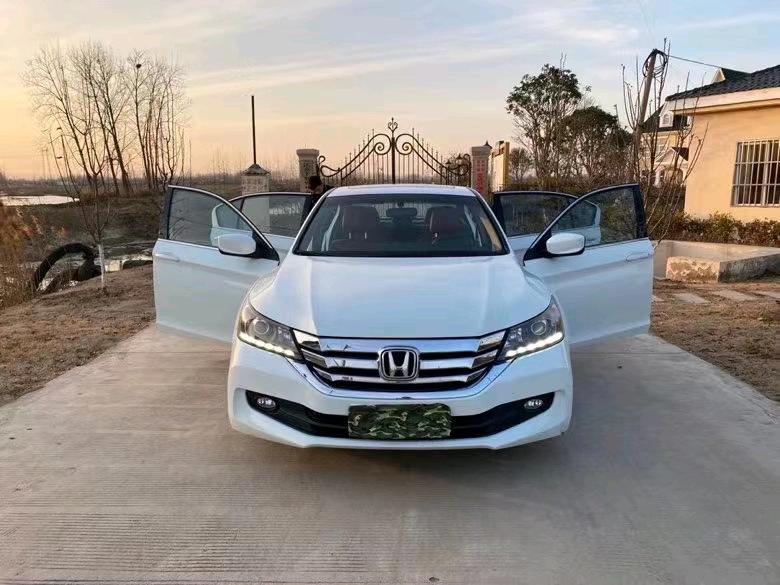 徐州16年本田雅阁1