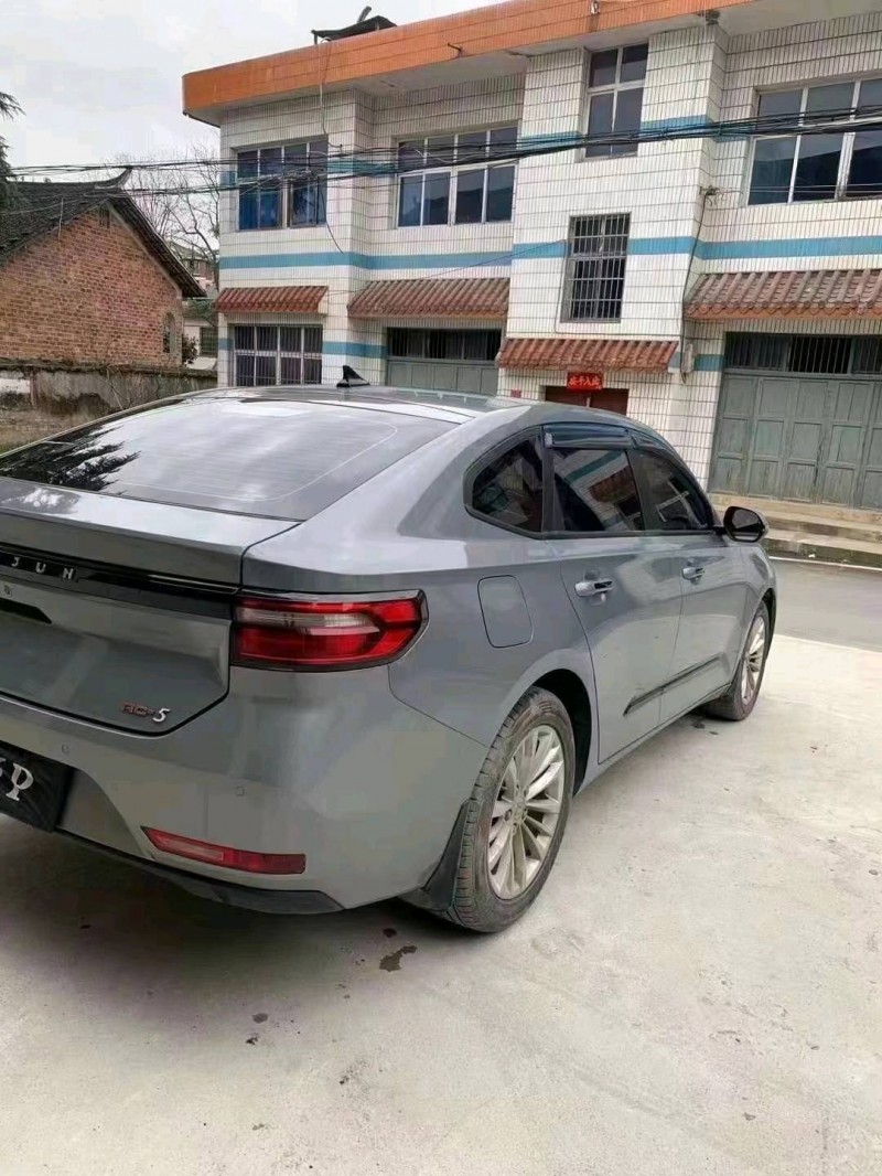 邵陽21年寶駿RC57