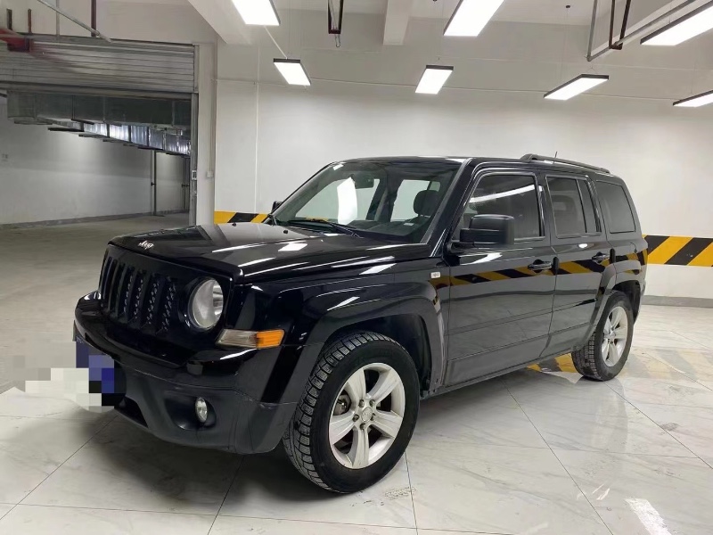 成都14年Jeep自由客3