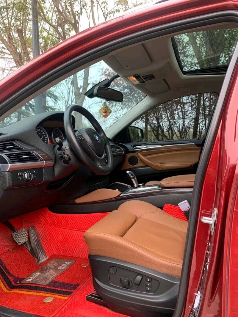 北京13年宝马X68