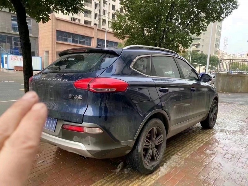 長沙17年獵豹汽車CS102