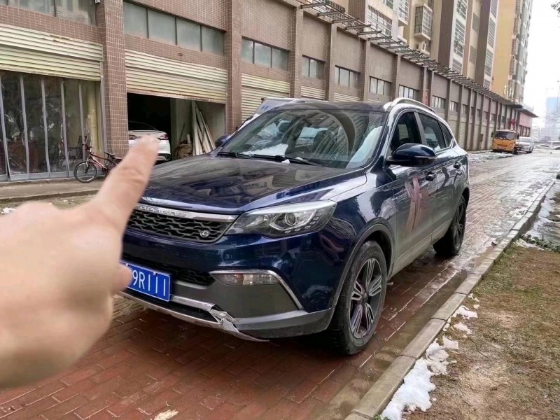 長沙17年獵豹汽車CS106