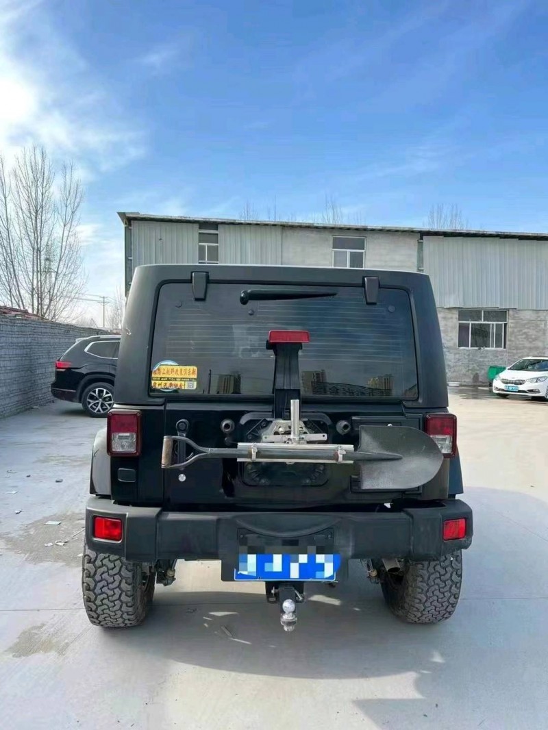 北京17年Jeep牧馬人4