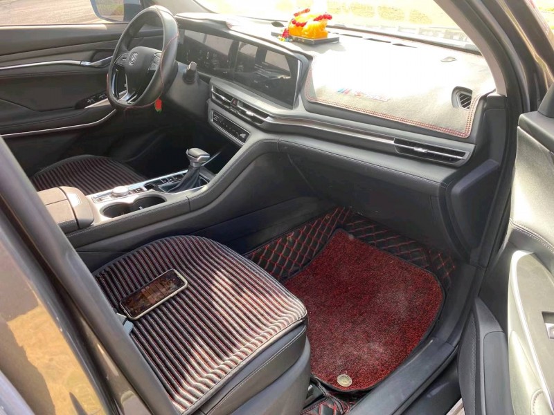 太原20年長安汽車CS755