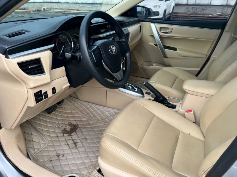 东莞17年丰田卡罗拉4