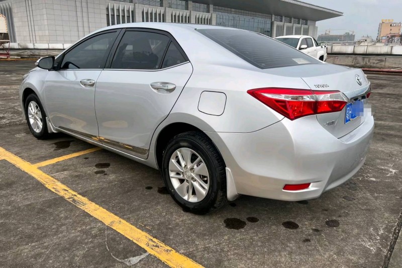 东莞17年丰田卡罗拉8