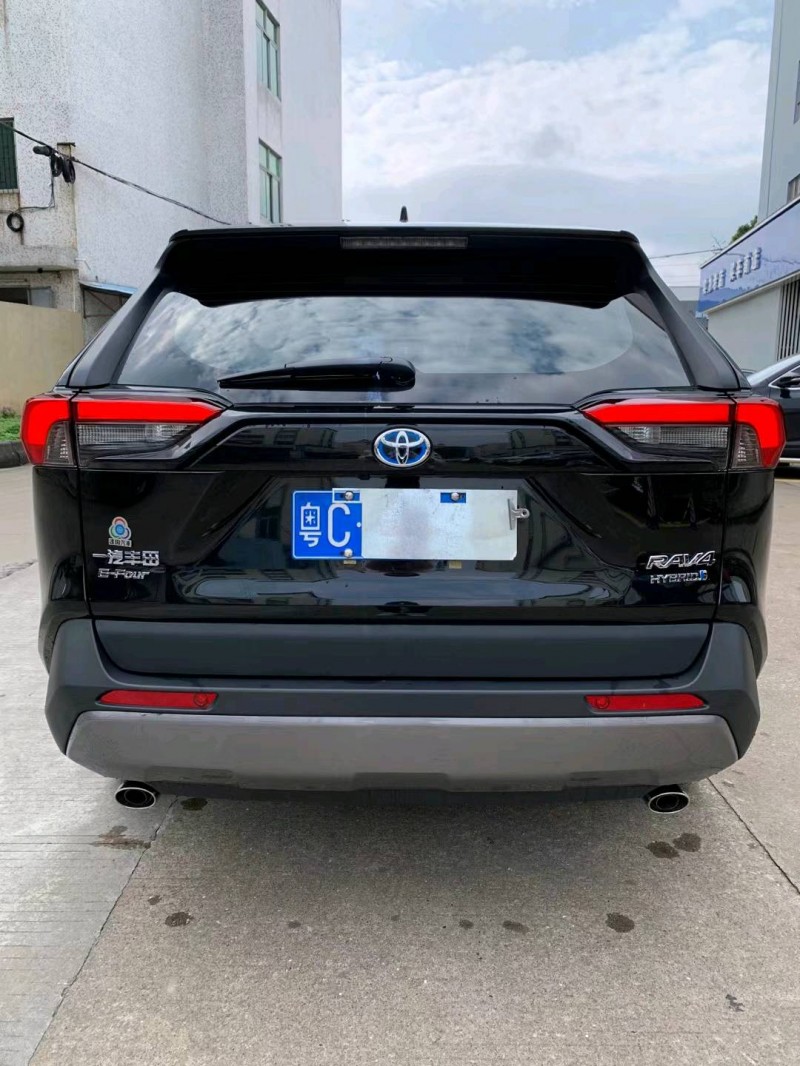 中山22年豐田RAV46