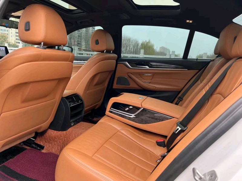 徐州18年宝马5系9