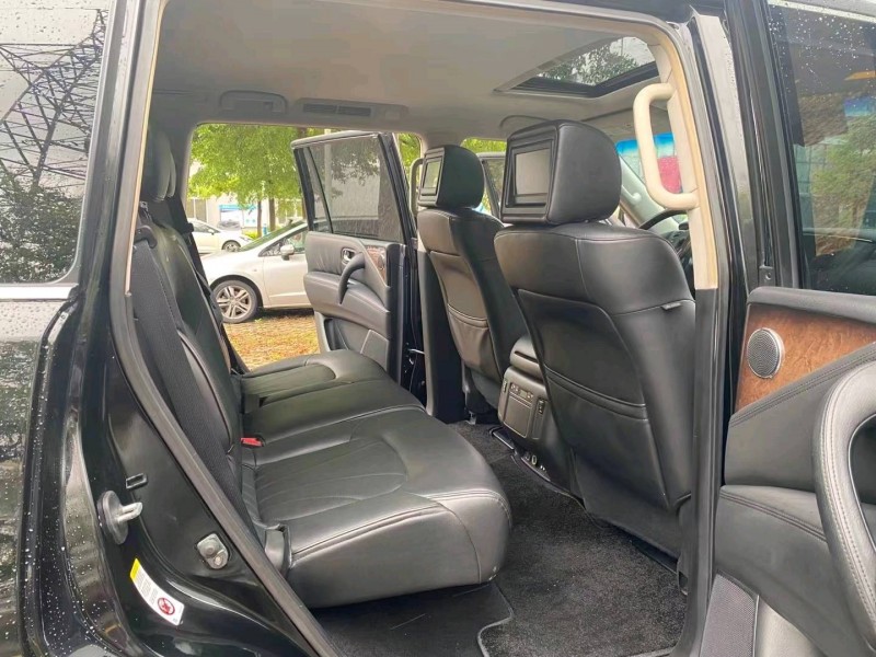 東莞15年英菲尼迪QX568