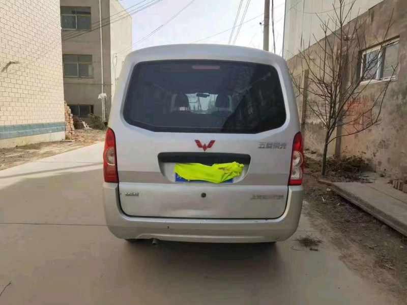 安陽20年五菱汽車宏光4