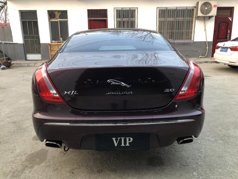 濟寧12年捷豹XJ8