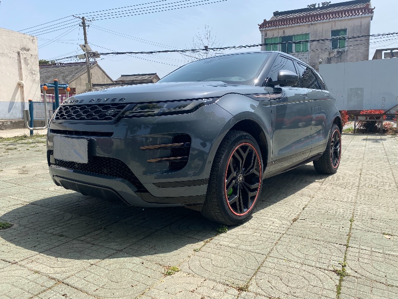 南京19年路虎極光8