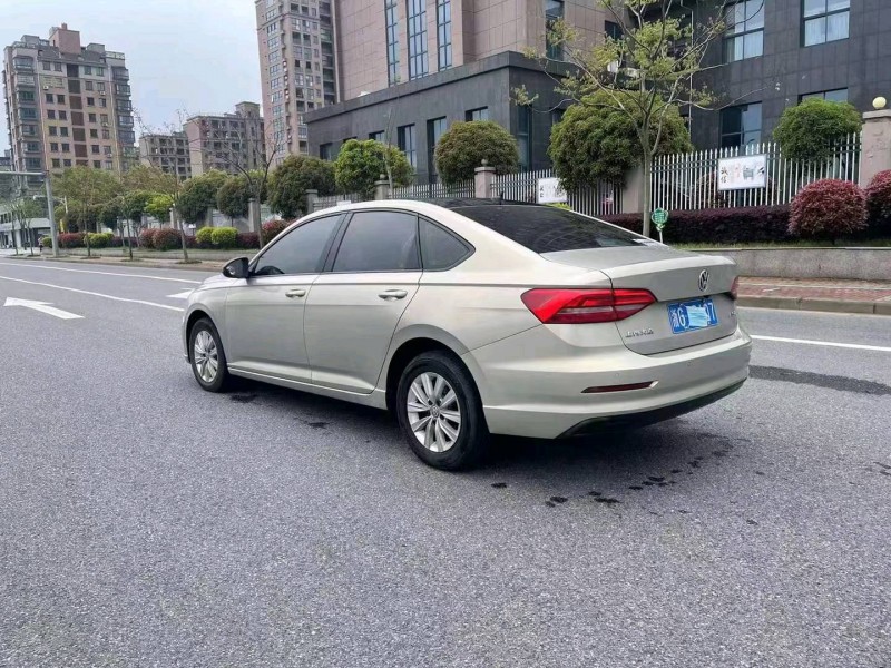 紹興19年大眾朗逸6