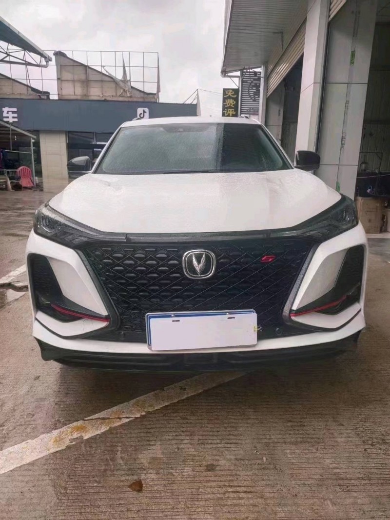 岳陽19年長安汽車CS751