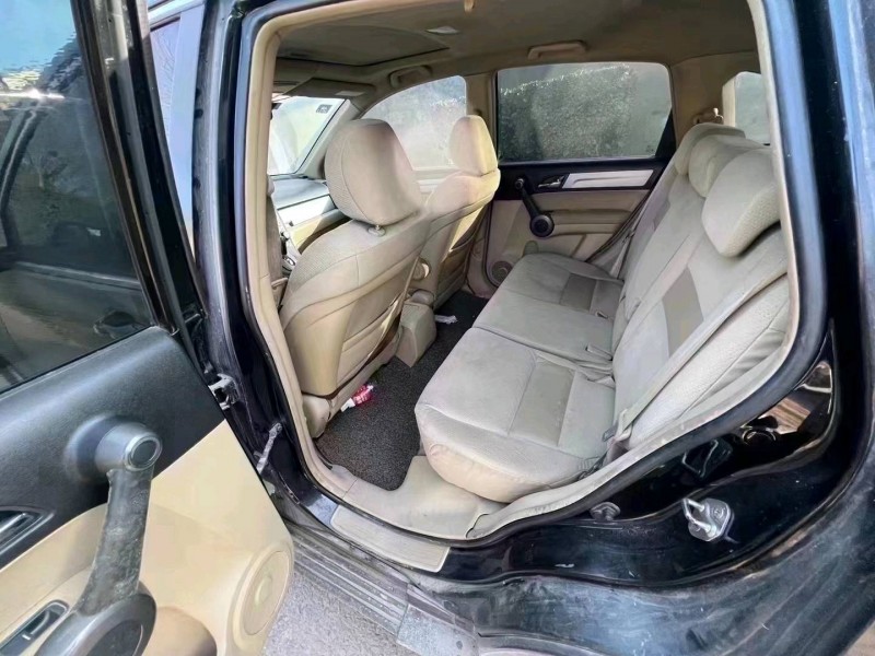 青島12年本田CR-V5