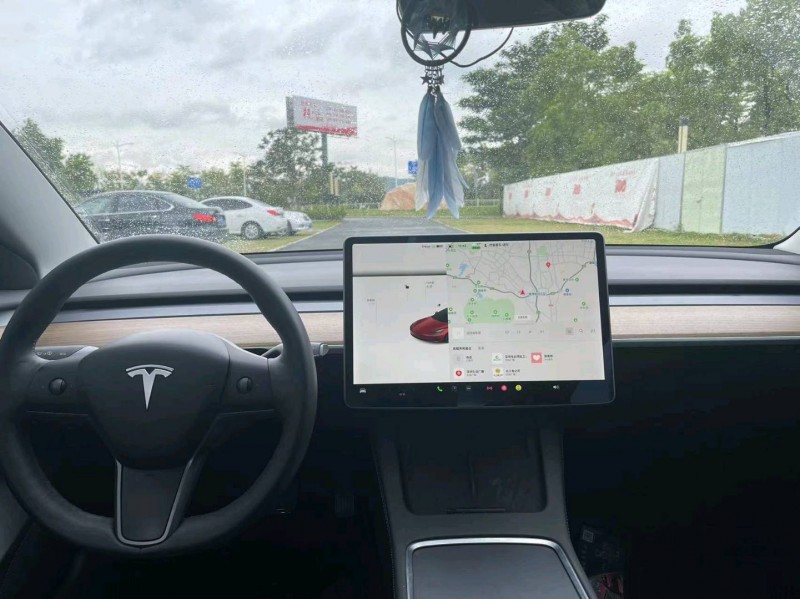 深圳21年特斯拉MODEL 35
