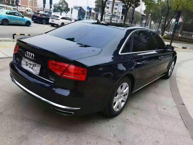 武漢14年奧迪A8L4