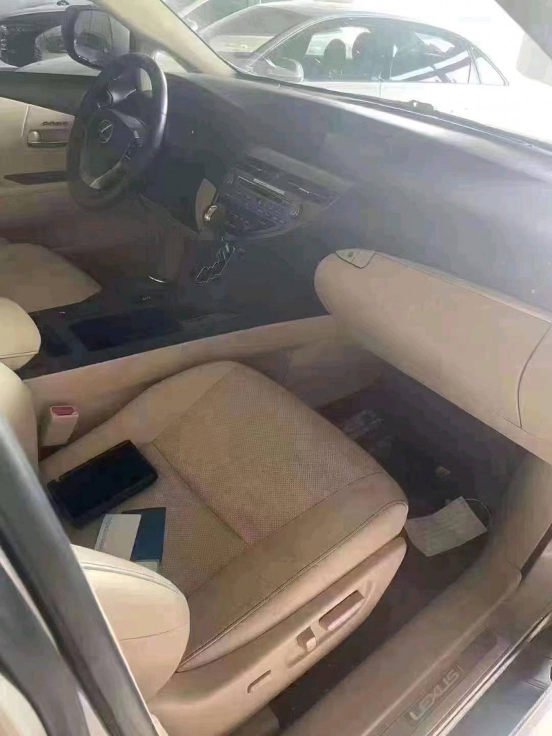 北京15年雷克萨斯RX4