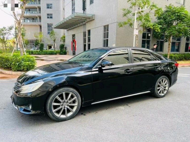 东莞14年丰田锐志2