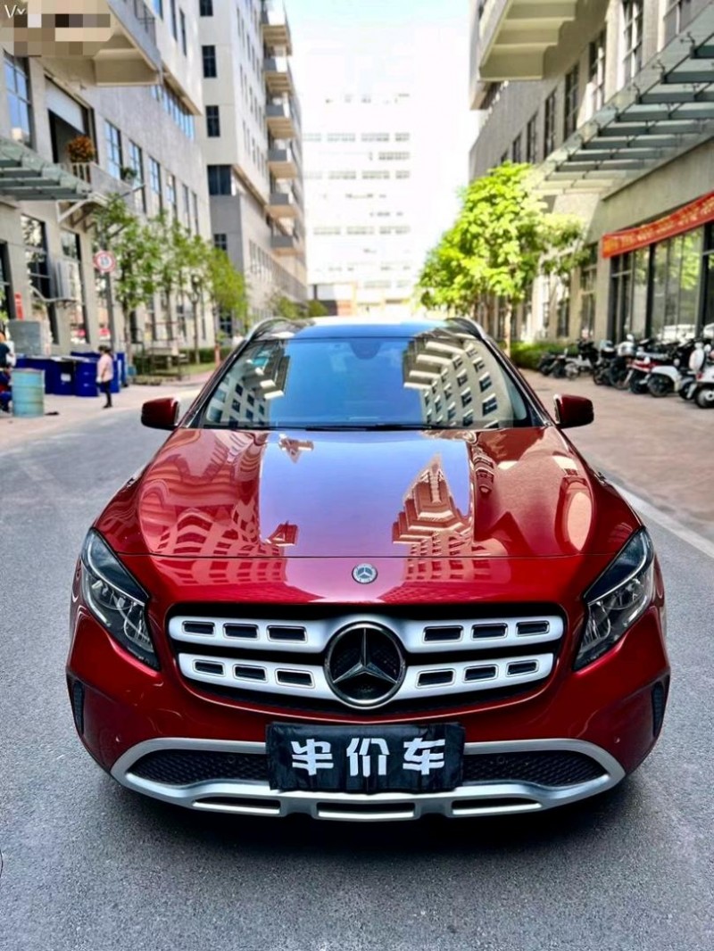 东莞19年奔驰GLA1