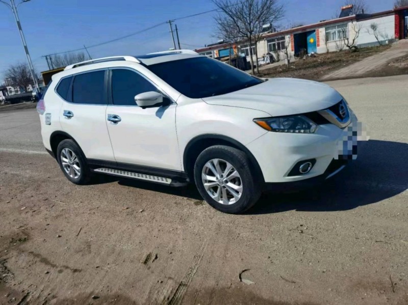 唐山15年日產奇駿2