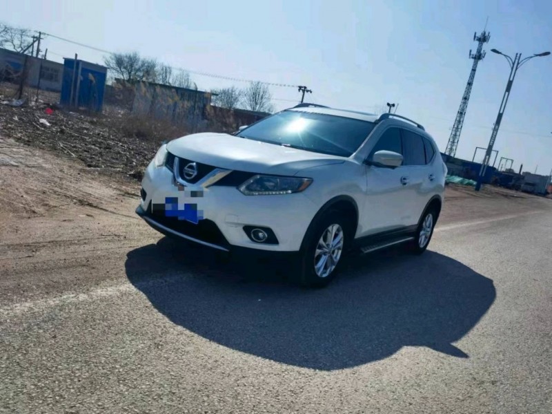 唐山15年日產奇駿5